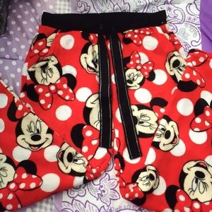 📺 Plush Minnie’s Lounger Pants 🛋
